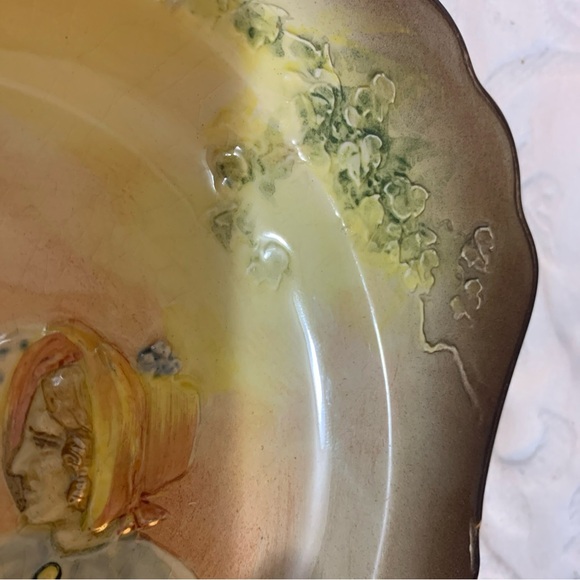 ROYAL DOULTON DICKENS WARE Sam Weller & Mrs. Bardell Dessert Plate - Picture 4 of 4